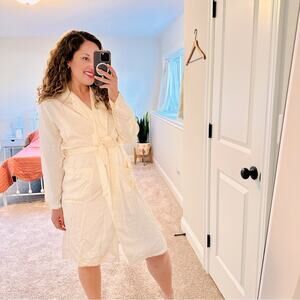 Vintage La Mouette Cream Silk Belted Long Sleeve Robe Mini Dress